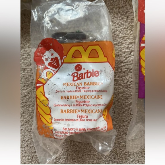Vintage McDonald’s International Barbie Happy Meal Toy 1995 - Picture 5 of 13